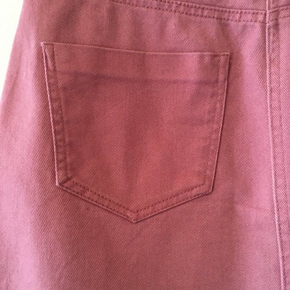 CLOSET CLEAR OUT SALE - Denim mini skirt - pink! - Picture 5 of 9